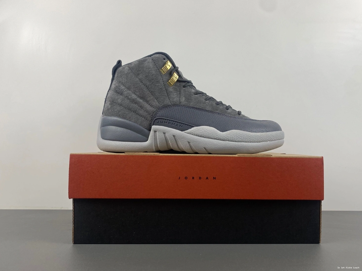 12 Dark Grey Retro Jordan 130690-005 - Men's 0419
